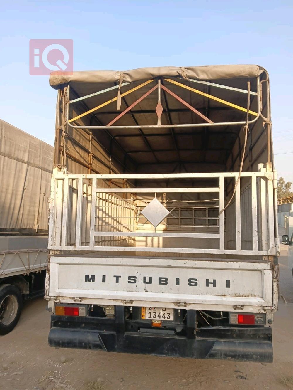 میتسوبیشی کانتەر